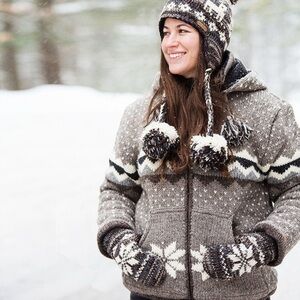 Unisex 100% Wool Hand Knit Polar Fleece Lined Jacket